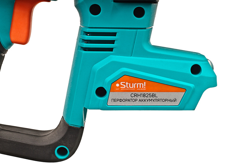 akkumulyatornyy_perforator_sturm_crh1825bl_1batterysystem