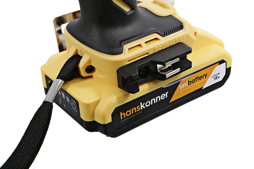 akkumulyatornyy_shurupovert_hanskonner_hcd1865bl_unibattery