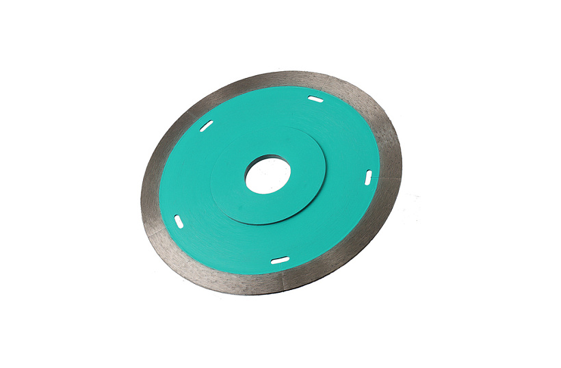 almaznyy_disk_125x2223_tonkiy_segmentnyy_sukhoy_rez_sturm