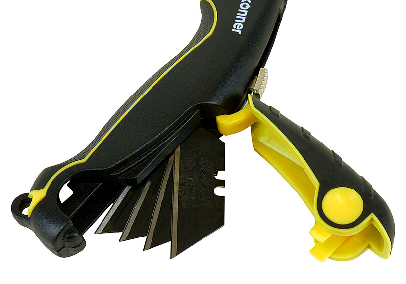 nozh_stroitelnyy_trapetsievidnoe_lezvie_4_dop_lezviya_sk2_stal_hanskonner