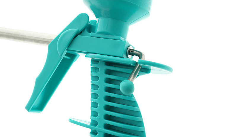 pistolet_dlya_peny_plastmassovyy_korpus_sturm