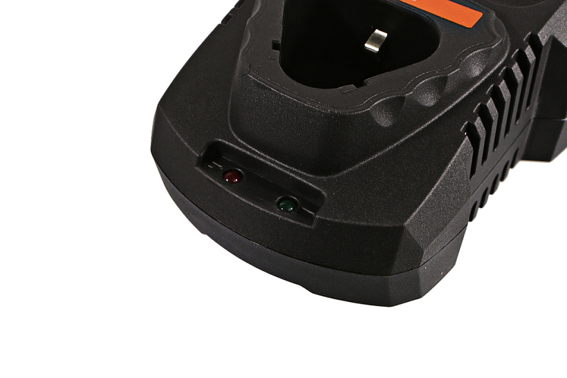 sbc1202_zaryadnoe_ustroystvo_sturm_1batterysystem12v_24_a